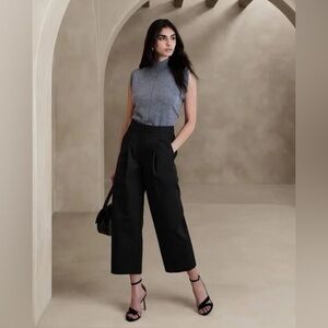 NWT Banana Republic Barrel Chino Pants Pleated Black Size 2